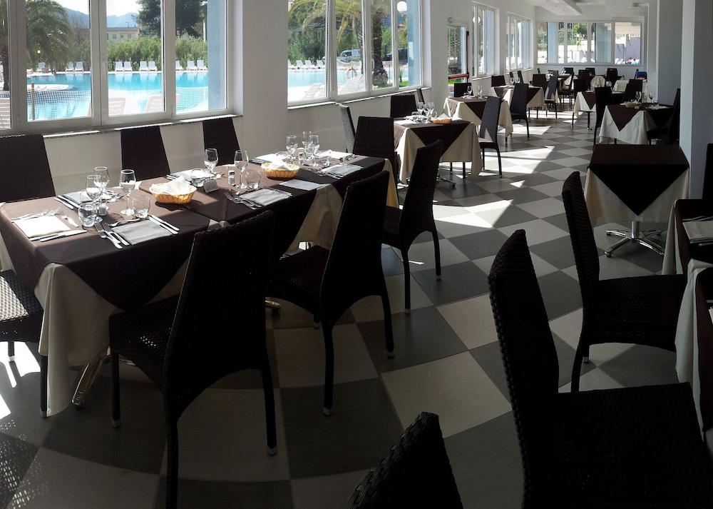 Ai Pozzi Village Resort & Spa Loano Exterior photo