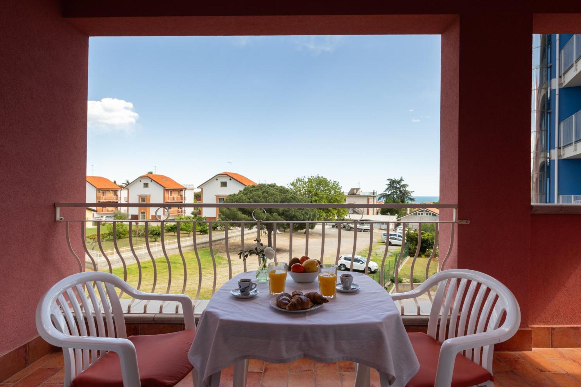 Ai Pozzi Village Resort & Spa Loano Exterior photo